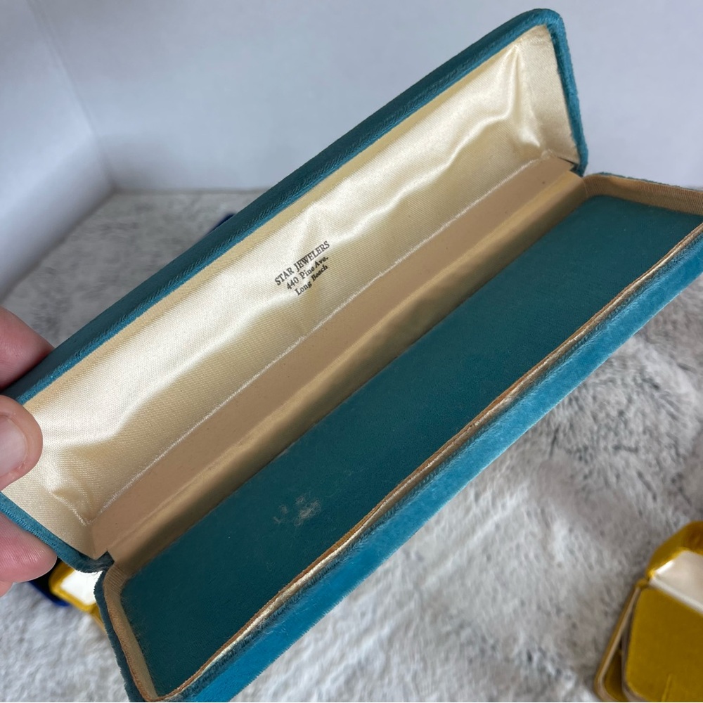 Vintage Elegant Velvet Jewelry Box Set of 8 Colorful - Picture 10 of 13
